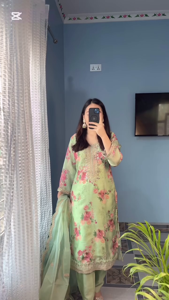 Mint Green Floral Embroidered Kurta Set with Net Dupatta – Fresh, Feminine & Festive